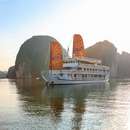 Hotel Unicharm Cruise Ha Long Esterno foto