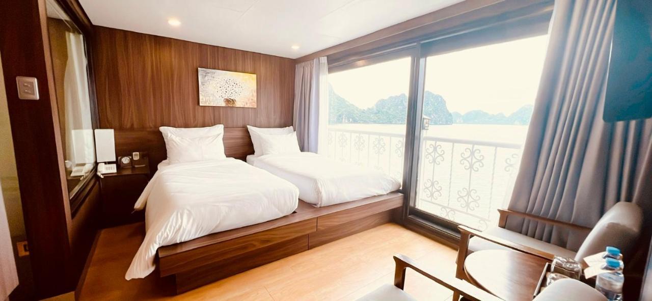 Hotel Unicharm Cruise Ha Long Esterno foto