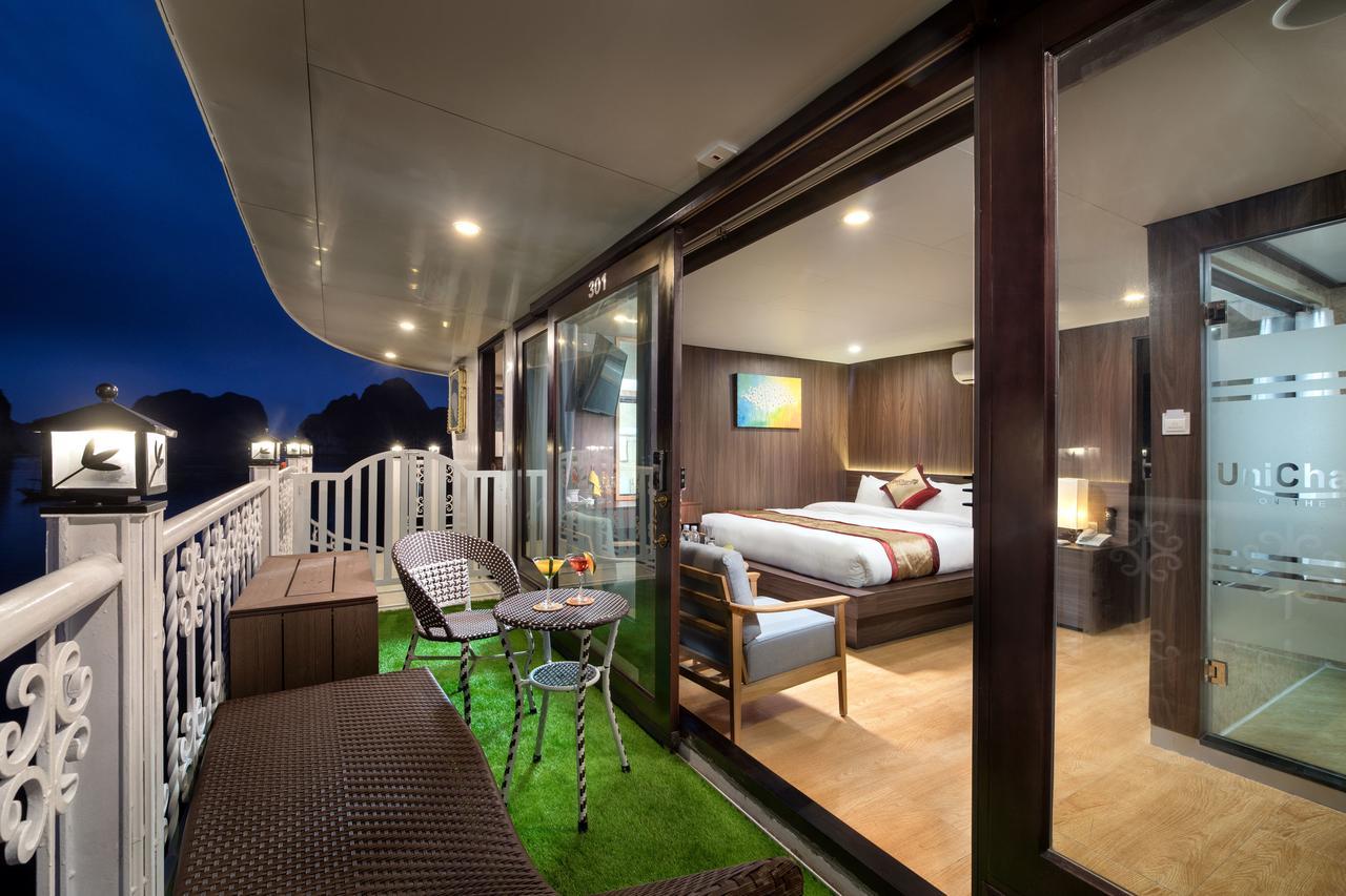 Hotel Unicharm Cruise Ha Long Esterno foto