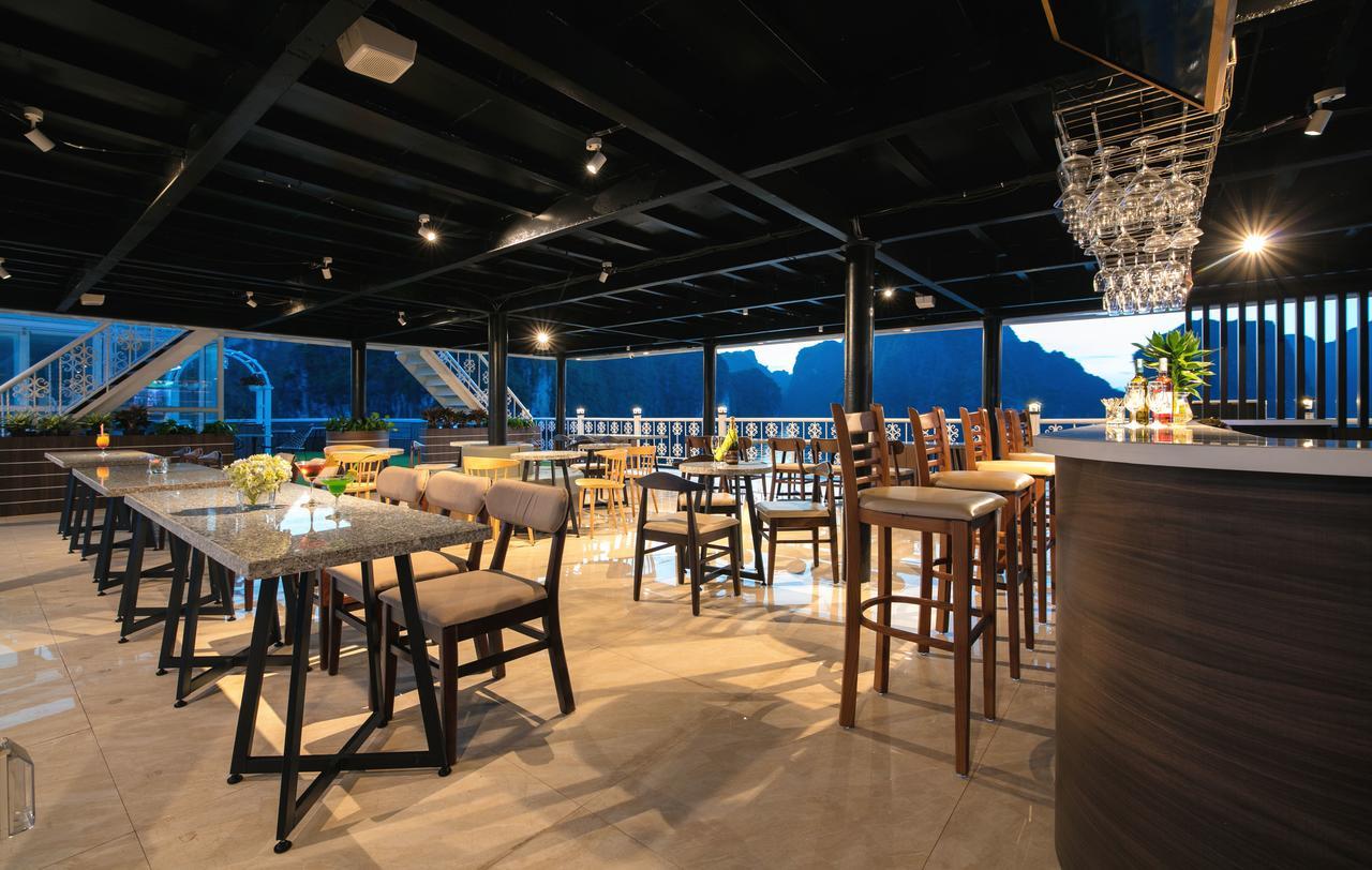 Hotel Unicharm Cruise Ha Long Esterno foto